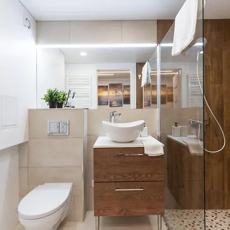 Apartment Newly Refurbished Lukiskiu Square By Reside Baltic