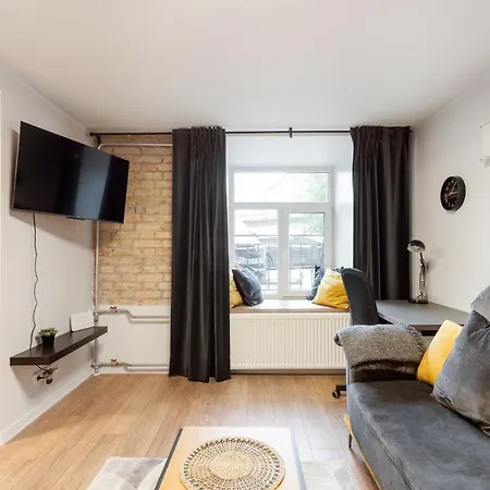 Apartment Newly Refurbished Lukiskiu Square By Reside Baltic