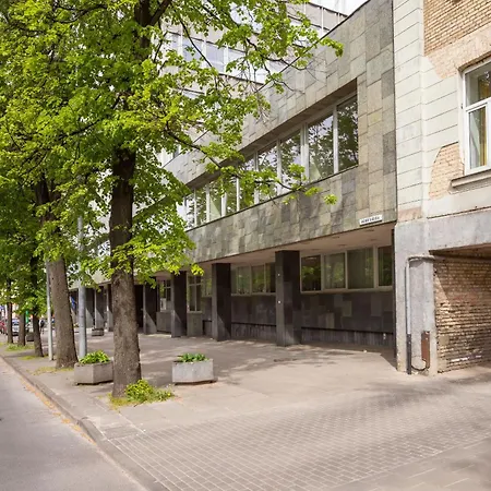 Newly Refurbished Lukiskiu Square By Reside Baltic