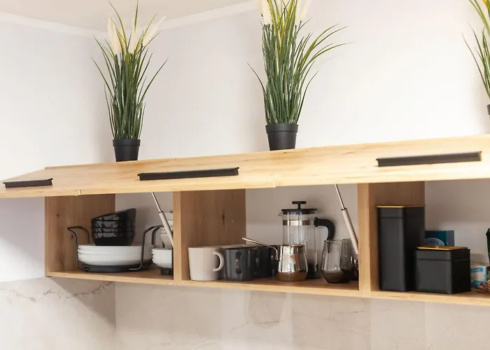 Newly Refurbished Lukiskiu Square By Reside Baltic * ヴィリニュス