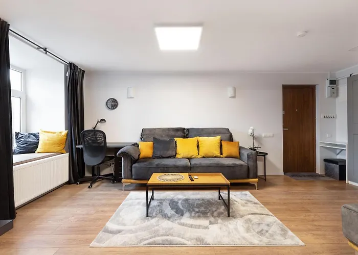 Newly Refurbished Lukiskiu Square By Reside Baltic * Wilno